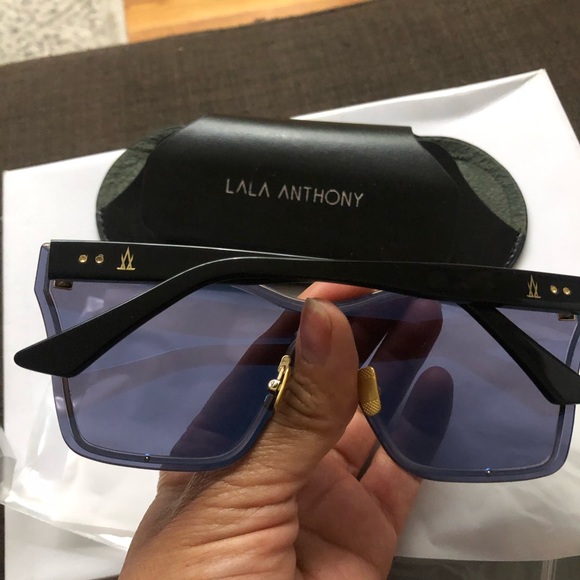 Lala Anthony Sunglasses 🕶 - Picture 5 of 6